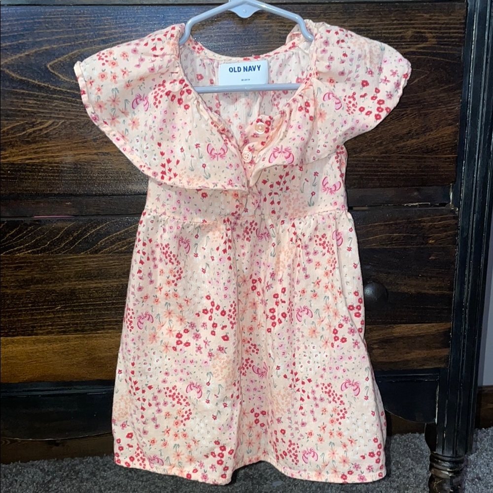 Old Navy Pink and White Flutter Sleeve Sundress